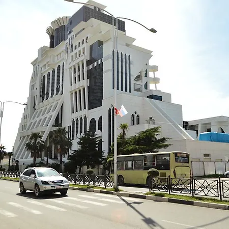 Apartment Amest باتومي المظهر الخارجي الصورة